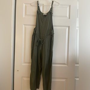 Universal Thread linen overalls